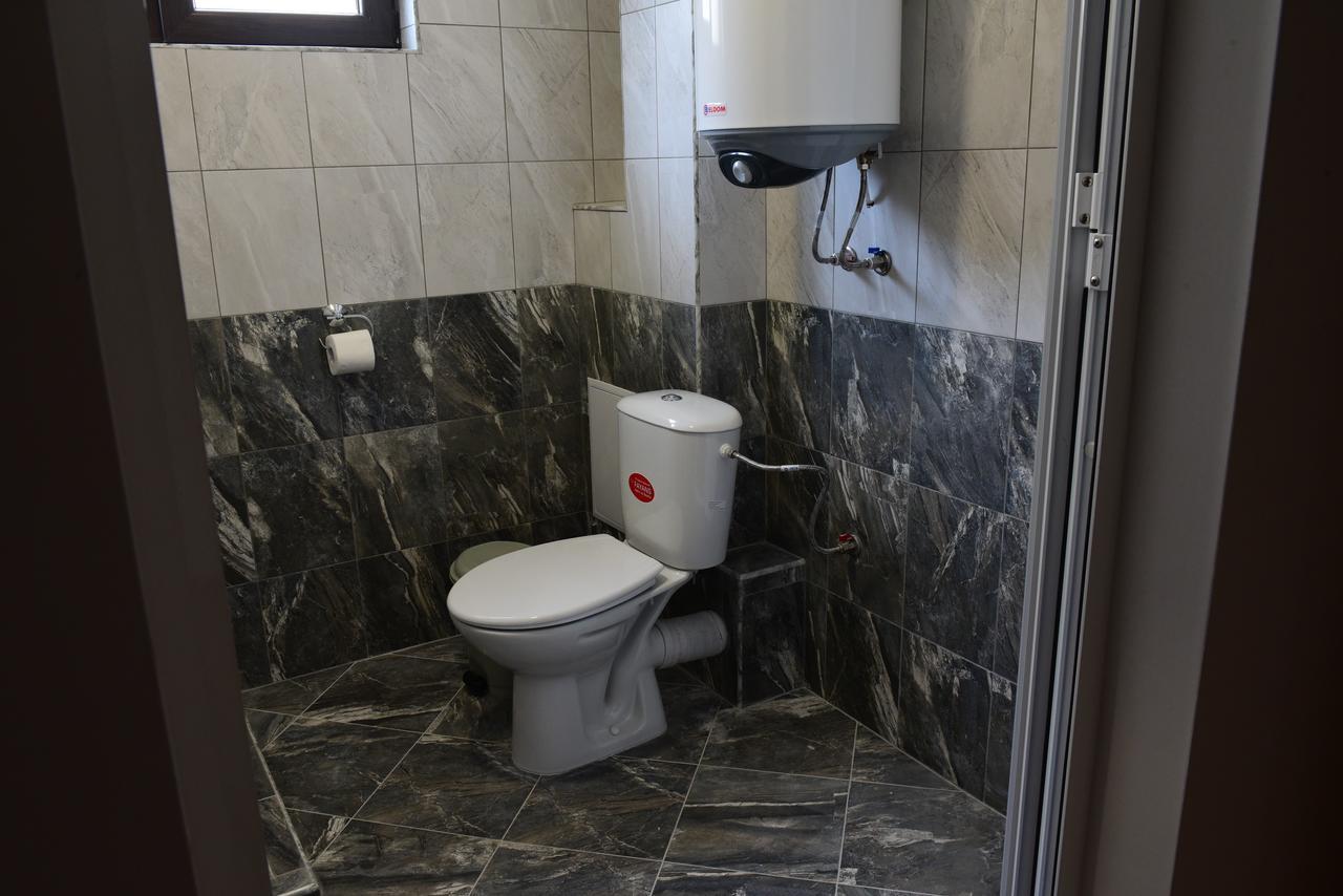 Hotel Active Apartments Тарговыште Экстерьер фото