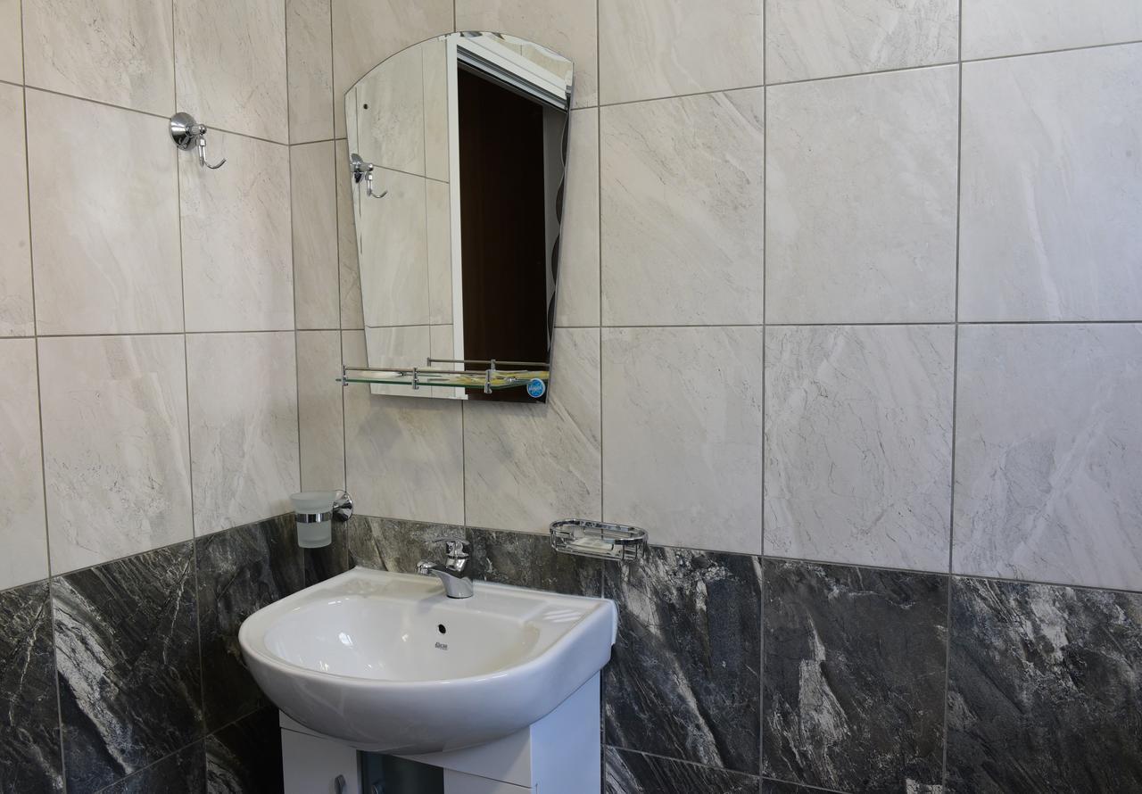 Hotel Active Apartments Тарговыште Экстерьер фото