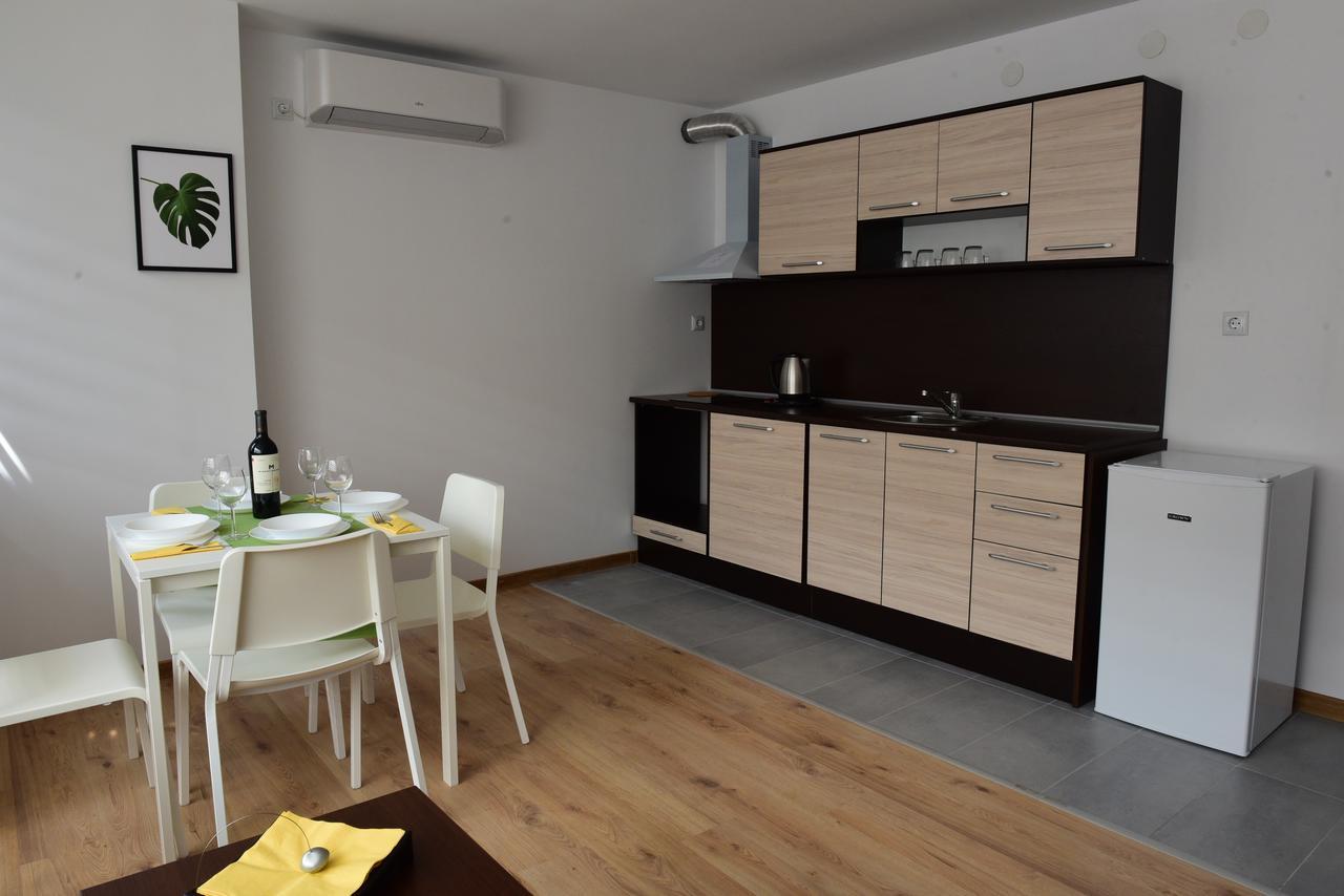 Hotel Active Apartments Тарговыште Экстерьер фото